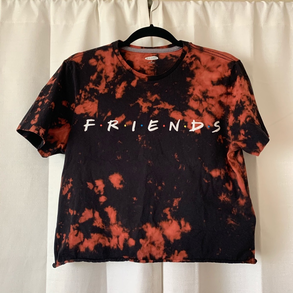 Custom Friends Cropped Bleached Dye Shirt